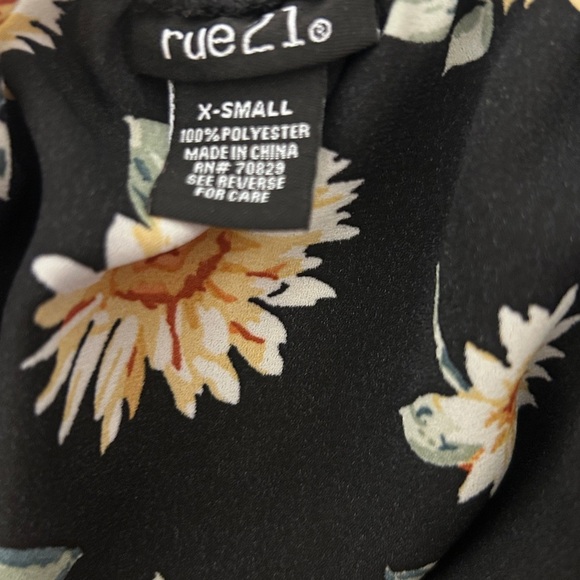 Rue21 Black Floral Sunflower Off‎ Shoulder Tie Waist Bell Sleeve Romper - Picture 3 of 3